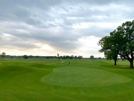 Lake Park Golf Club - 9 Hole Executive Course photo