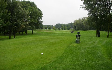 Links and Tees Golf Course photo