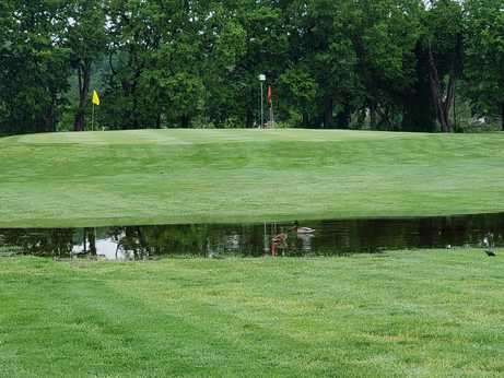 Minibel Par 3 Golf Course photo