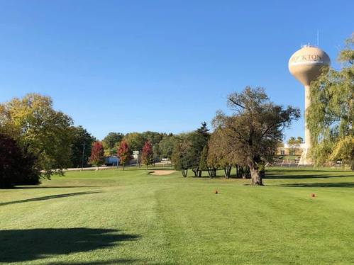 Red Barn Golf Course photo