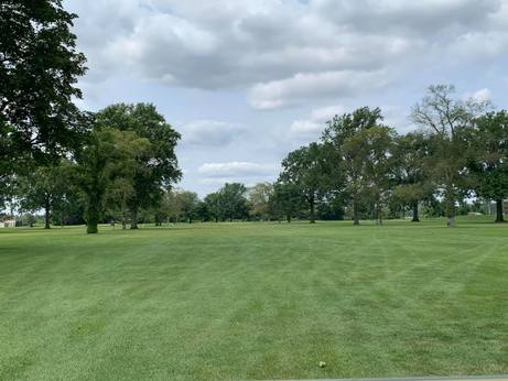 Water's Edge Country Club photo